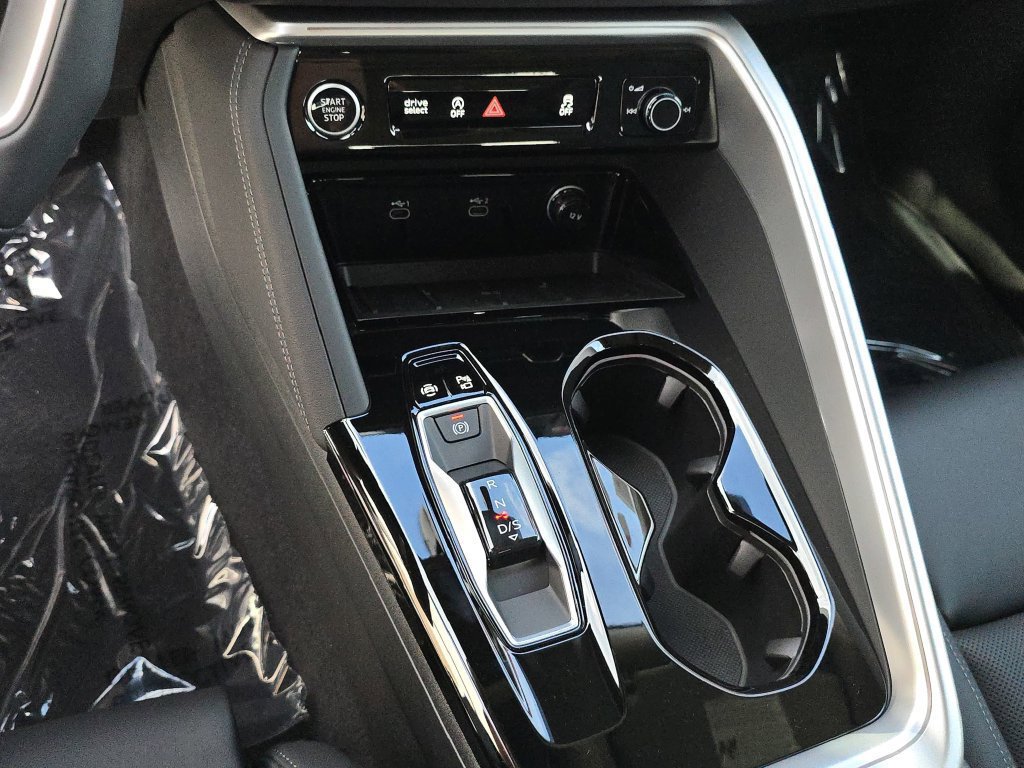 Used 2026 Audi Q5 Premium AWD/4WD image 28