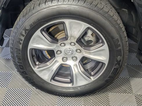 Used 2023 RAM 1500 Laramie AWD/4WD image 8
