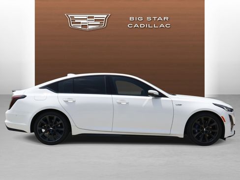 Used 2022 Cadillac CT5 V w/ Premium Package RWD image 6