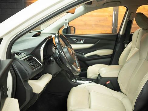 Used 2023 Subaru Ascent Limited AWD/4WD image 9