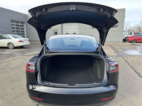 Used 2022 Tesla Model 3 image 23