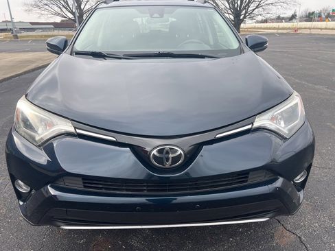 Used 2018 Toyota RAV4 XLE image 17