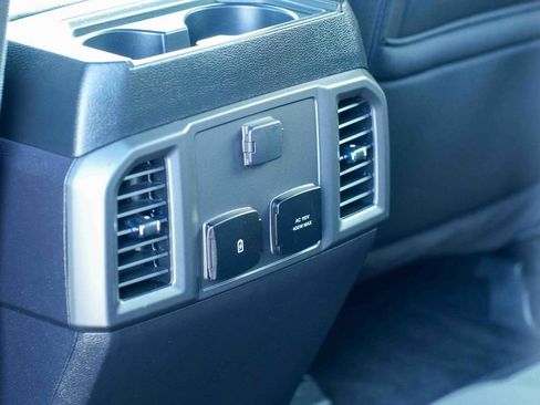 Used 2020 Ford F150 XLT w/ Equipment Group 302A Luxury AWD/4WD image 23
