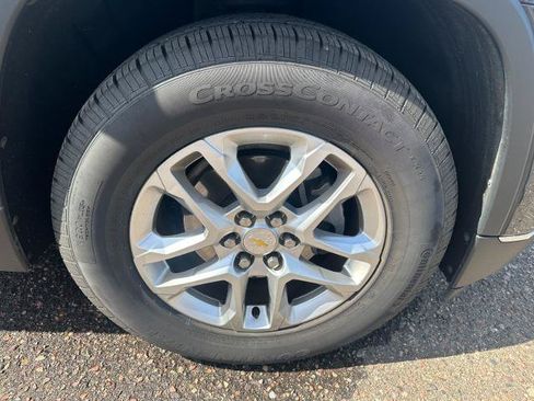 Used 2019 Chevrolet Traverse LT AWD/4WD image 11