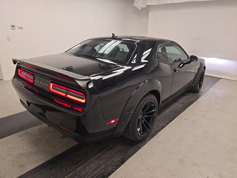 Used 2023 Dodge Challenger R/T Scat Pack RWD image 4