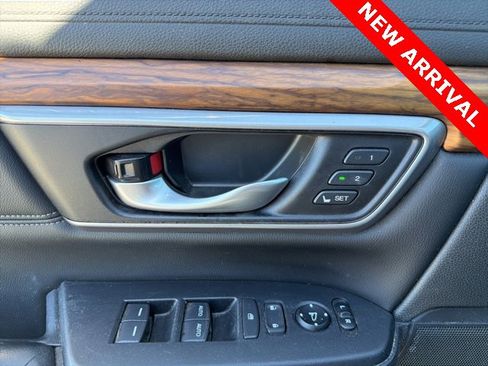 Used 2017 Honda CR-V Touring image 13