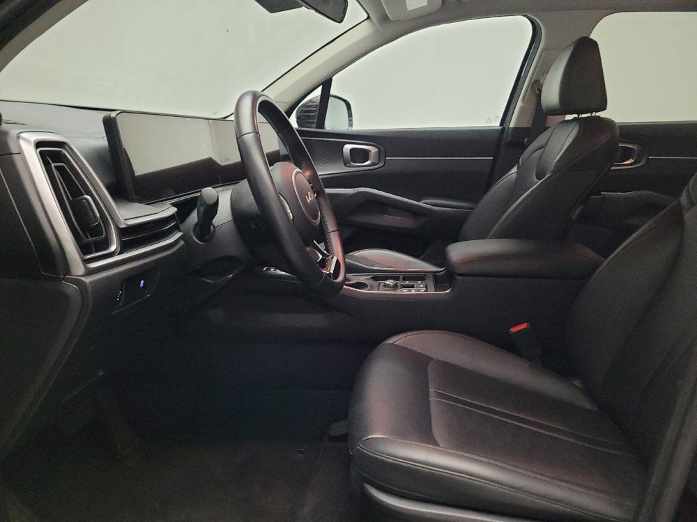 Used 2024 Kia Sorento S FWD image 17