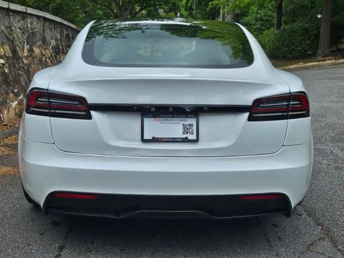 Used 2023 Tesla Model S AWD image 9
