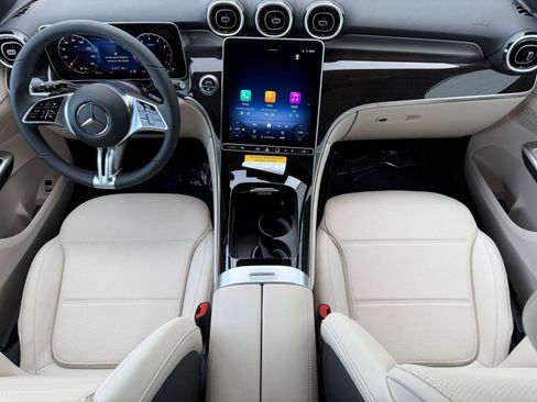 New 2026 Mercedes-Benz GLC 300 image 15