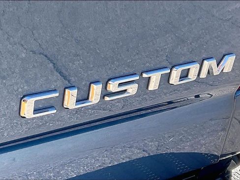 Used 2025 Chevrolet Silverado 2500 Custom w/ Custom Convenience Package image 10