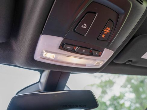 Used 2019 BMW i8 Coupe image 41