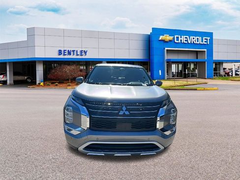 Used 2023 Mitsubishi Outlander SE image 8