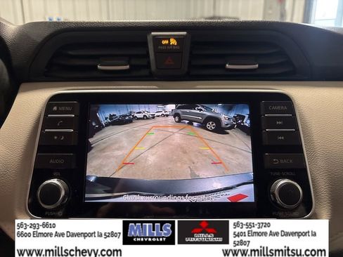 Used 2021 Nissan Versa SV image 21