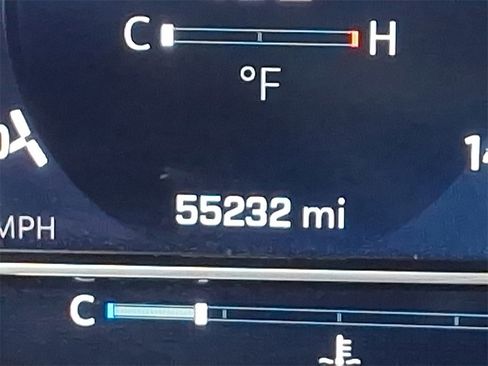 Used 2024 Chevrolet Silverado 3500 LT image 19