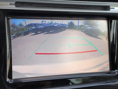 Used 2018 Toyota Prius C One FWD image 19