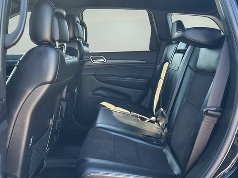 Used 2021 Jeep Grand Cherokee Laredo X AWD/4WD image 14