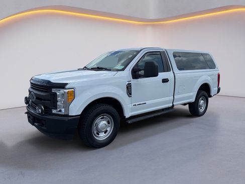 Used 2017 Ford F250 XL RWD image 7