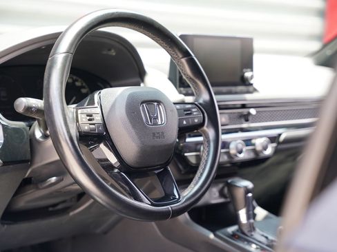 Used 2022 Honda Civic Sport image 14