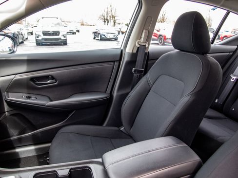 Used 2024 Nissan Sentra S image 13