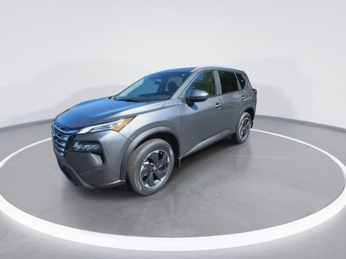 Certified 2026 Nissan Rogue SV w/ SV Premium Package AWD/4WD image 4