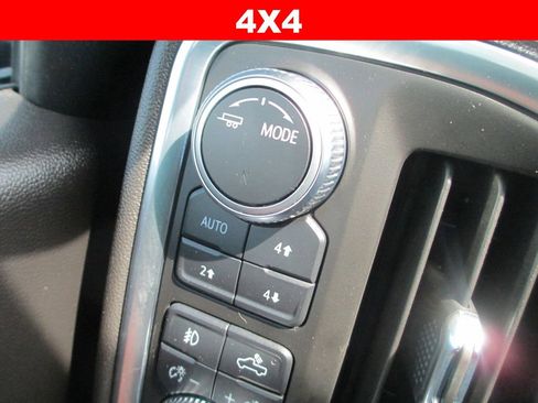 Used 2022 GMC Sierra 1500 AT4 w/ AT4 Premium Package AWD/4WD image 32