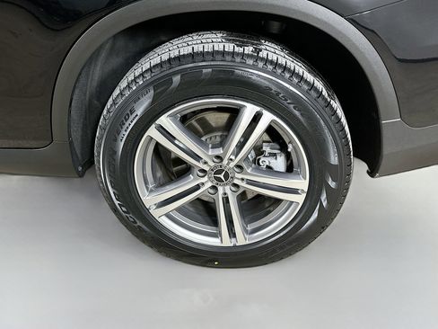 Used 2022 Mercedes-Benz GLC 300 4MATIC image 39
