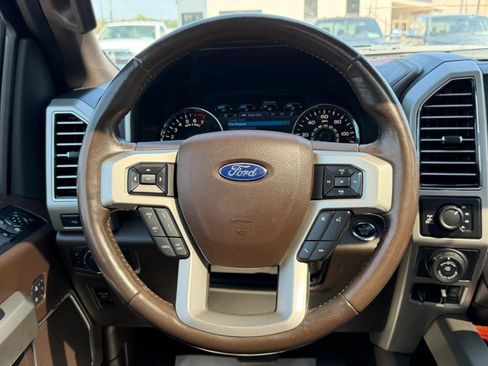 Used 2019 Ford F150 King Ranch w/ Equipment Group 601A Luxury AWD/4WD image 38