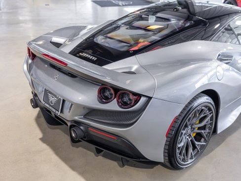 Used 2020 Ferrari F8 Tributo image 21