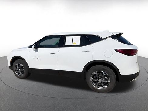 Used 2026 Chevrolet Blazer LT AWD/4WD image 10