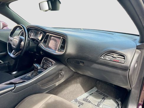 Used 2021 Dodge Challenger R/T Scat Pack RWD image 27