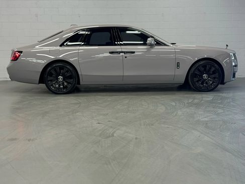 Used 2022 Rolls-Royce Ghost image 20