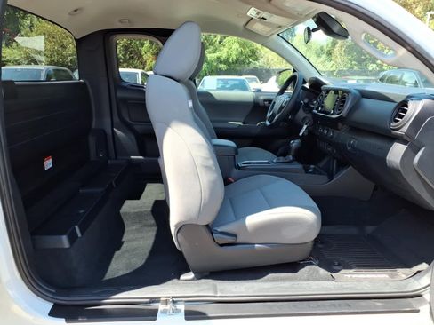 Used 2020 Toyota Tacoma SR RWD image 14