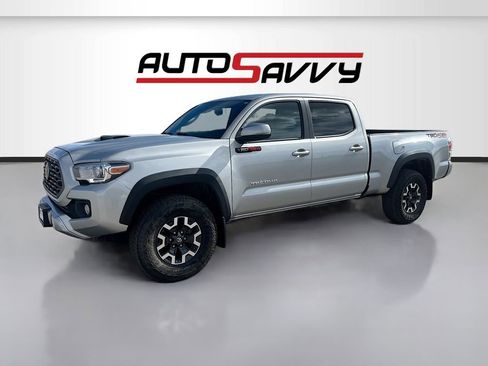 Used 2022 Toyota Tacoma TRD Off-Road w/ Technology Package image 3