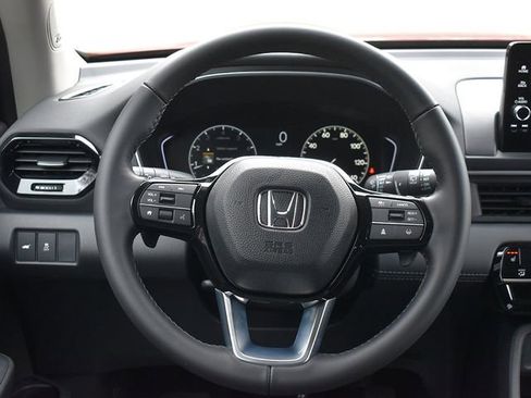 New 2025 Honda Pilot Touring image 17