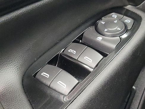 Used 2024 Chevrolet Equinox Premier AWD/4WD image 27