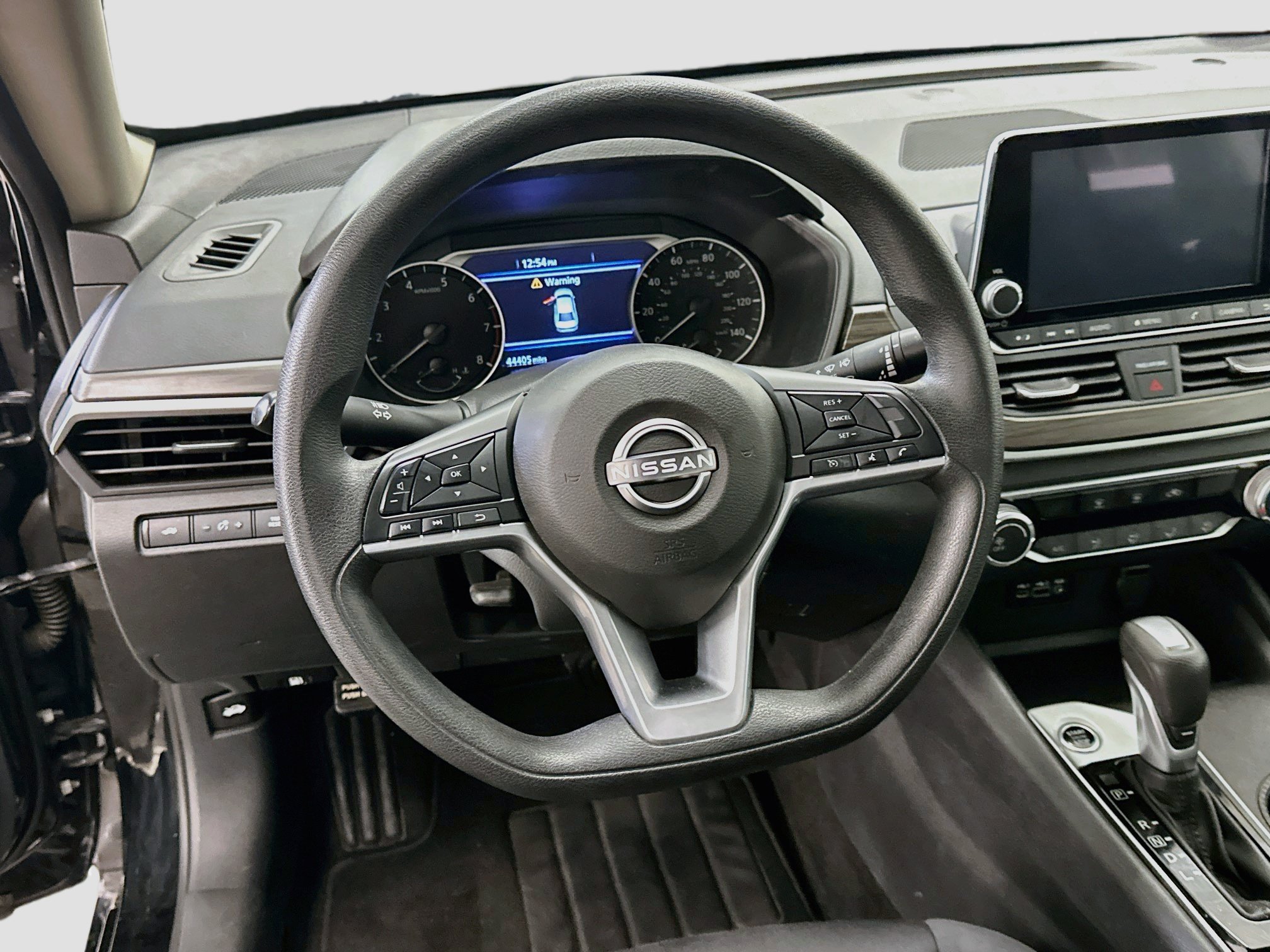 Used 2025 Nissan Altima 2.5 SV FWD image 18