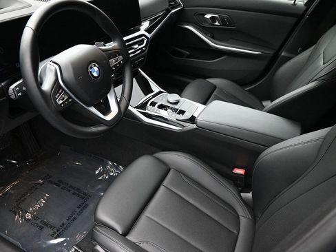 Used 2024 BMW 330i Sedan w/ Premium Package RWD image 16