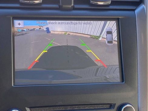 Used 2018 Ford Fusion SE w/ Fusion SE Technology Package image 23