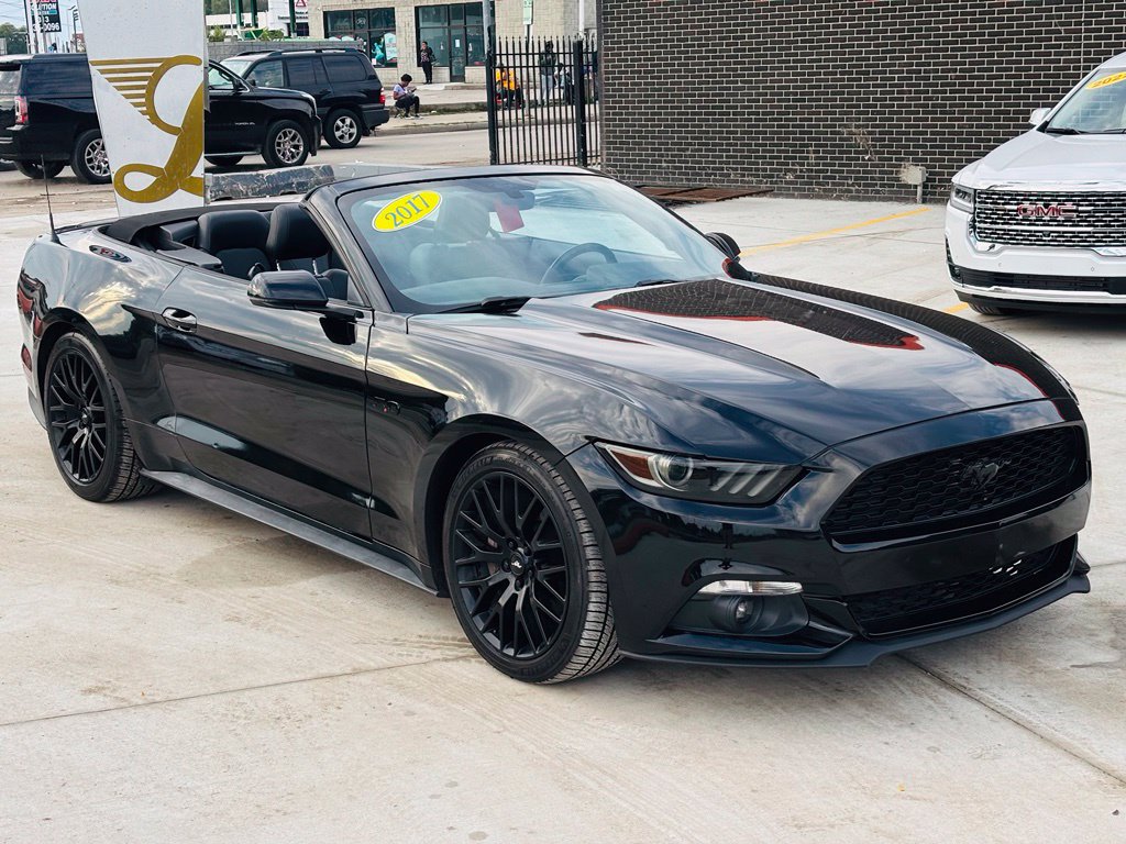Used 2017 Ford Mustang GT Premium RWD image 2