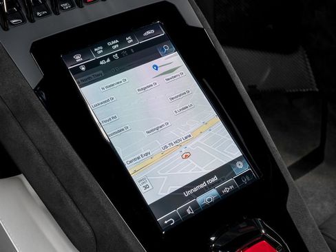 Used 2023 Lamborghini Huracan Tecnica image 28