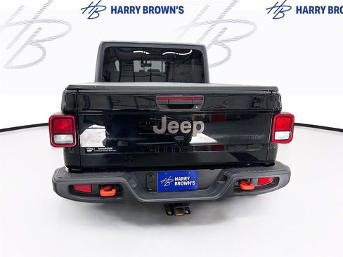Used 2023 Jeep Gladiator Mojave w/ Cold Weather Group AWD/4WD image 9