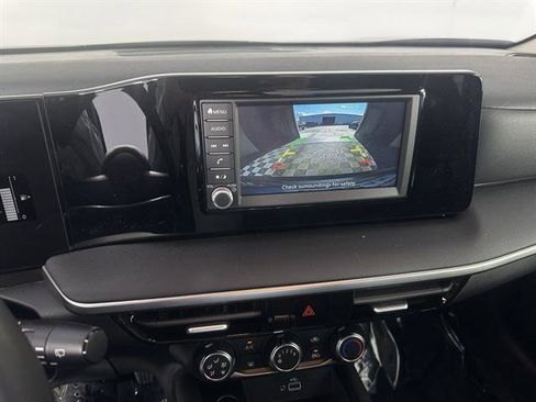 New 2025 Nissan Kicks SR image 26