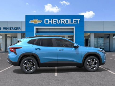 New 2026 Chevrolet Trax LT FWD image 5