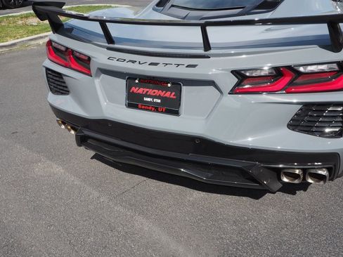 Used 2025 Chevrolet Corvette Stingray Preferred Cpe w/ Z51 Performance Package RWD image 17