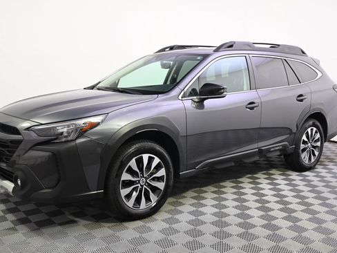 Certified 2024 Subaru Outback Limited AWD/4WD image 2