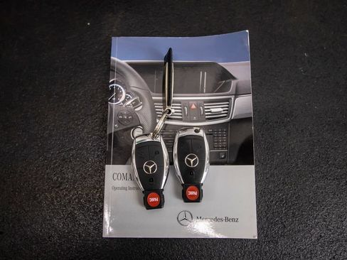 Used 2009 Mercedes-Benz SL 550 image 46
