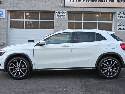 Used 2015 Mercedes-Benz GLA 250 4MATIC image 4