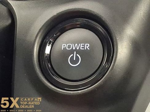 Certified 2025 Toyota Sienna XSE FWD image 31
