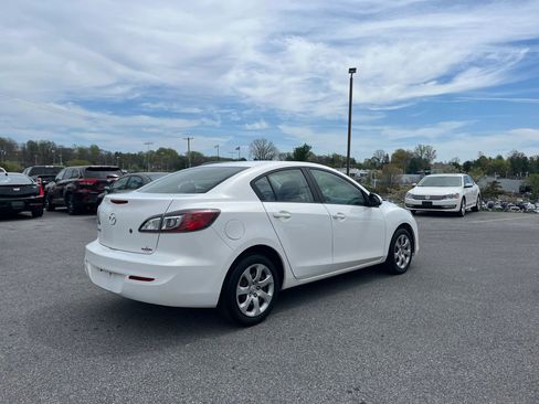 Used 2013 MAZDA MAZDA3 i SV image 28