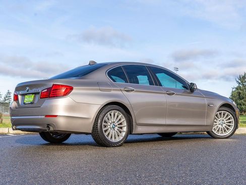 Used 2013 BMW 535i xDrive Sedan AWD/4WD image 12